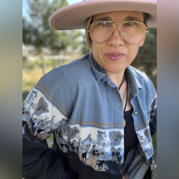 Vintage Boho Rodeo Western Pearlized Button Down Long Sleeve Top - Picture 5 of 6